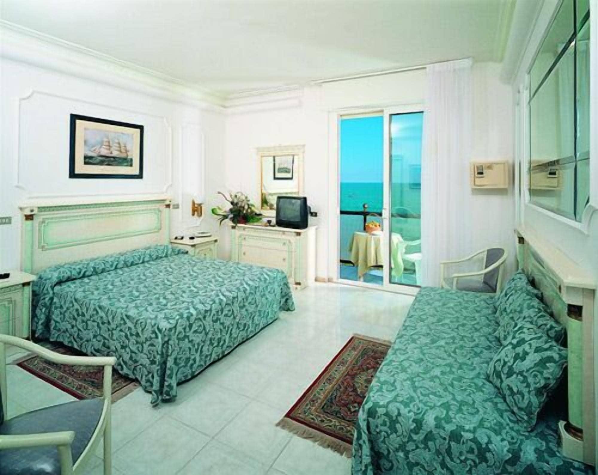 Grand Hotel Michelacci Gabicce Mare Exterior foto